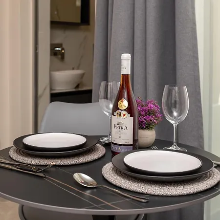 Diamante Del Mar Phaedra Modern Beachfront Daire İstanköy